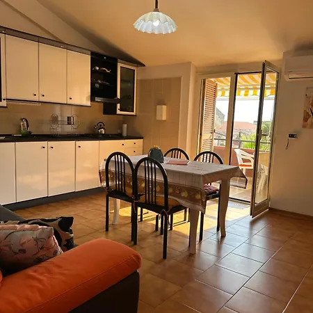 Breezy Terrace Casa Mia * Scalea